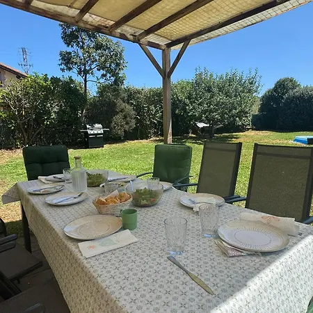 Espaciosa Con Gran Jardin, Chimenea, Barbacoa Y Amplio Parking *