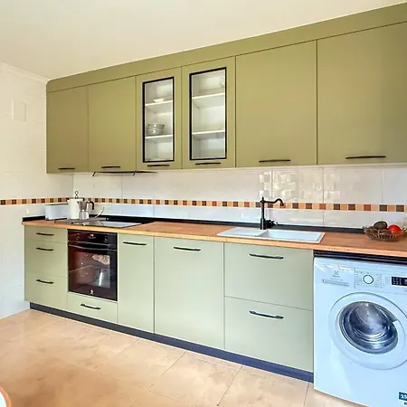 Villa Espaciosa Con Gran Jardin, Chimenea, Barbacoa Y Amplio Parking