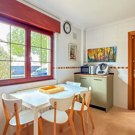 Espaciosa Con Gran Jardin, Chimenea, Barbacoa Y Amplio Parking Bárcena de Cicero