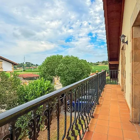 Espaciosa Con Gran Jardin, Chimenea, Barbacoa Y Amplio Parking